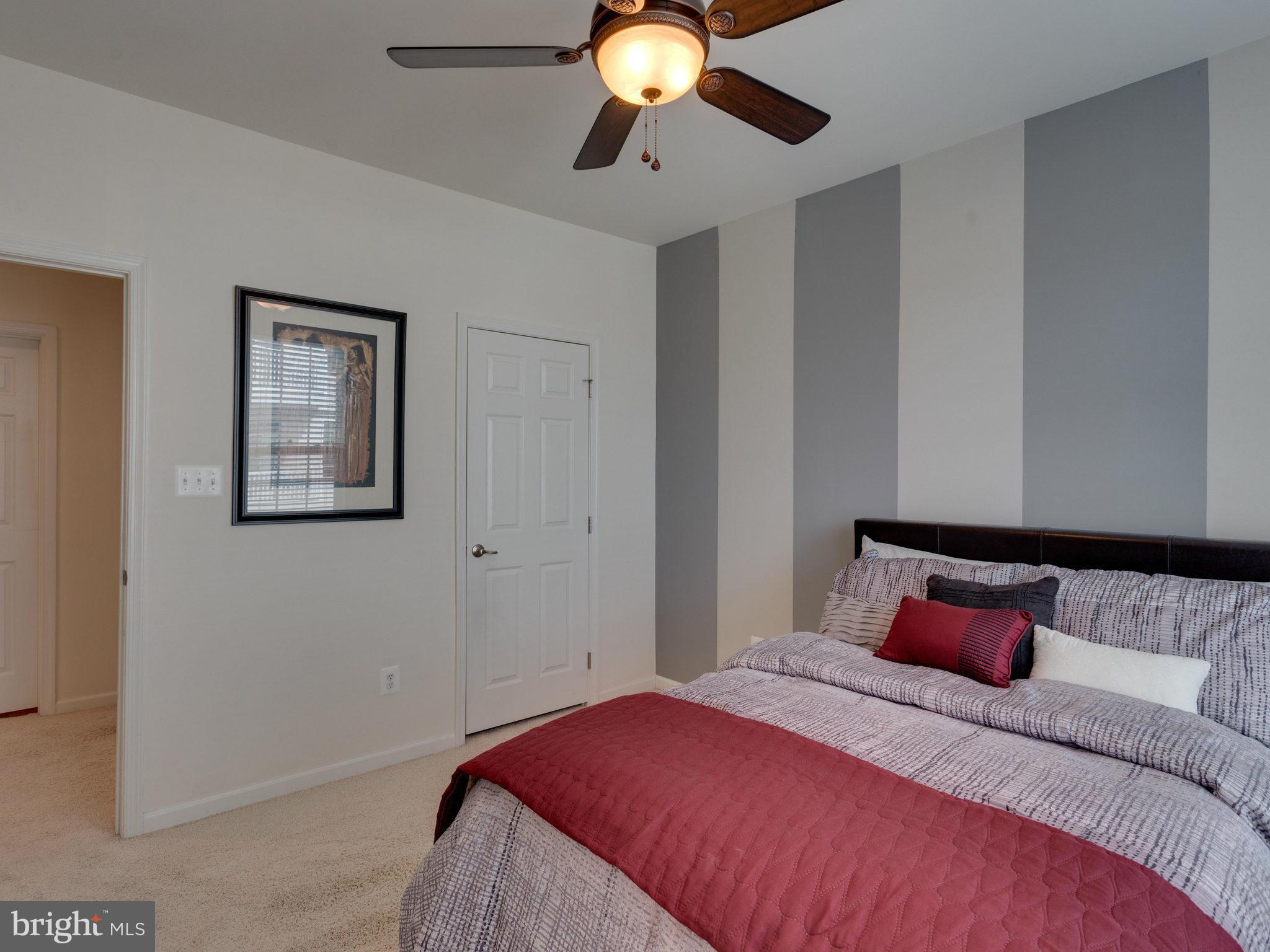 POTOMAC CLUB - Residential