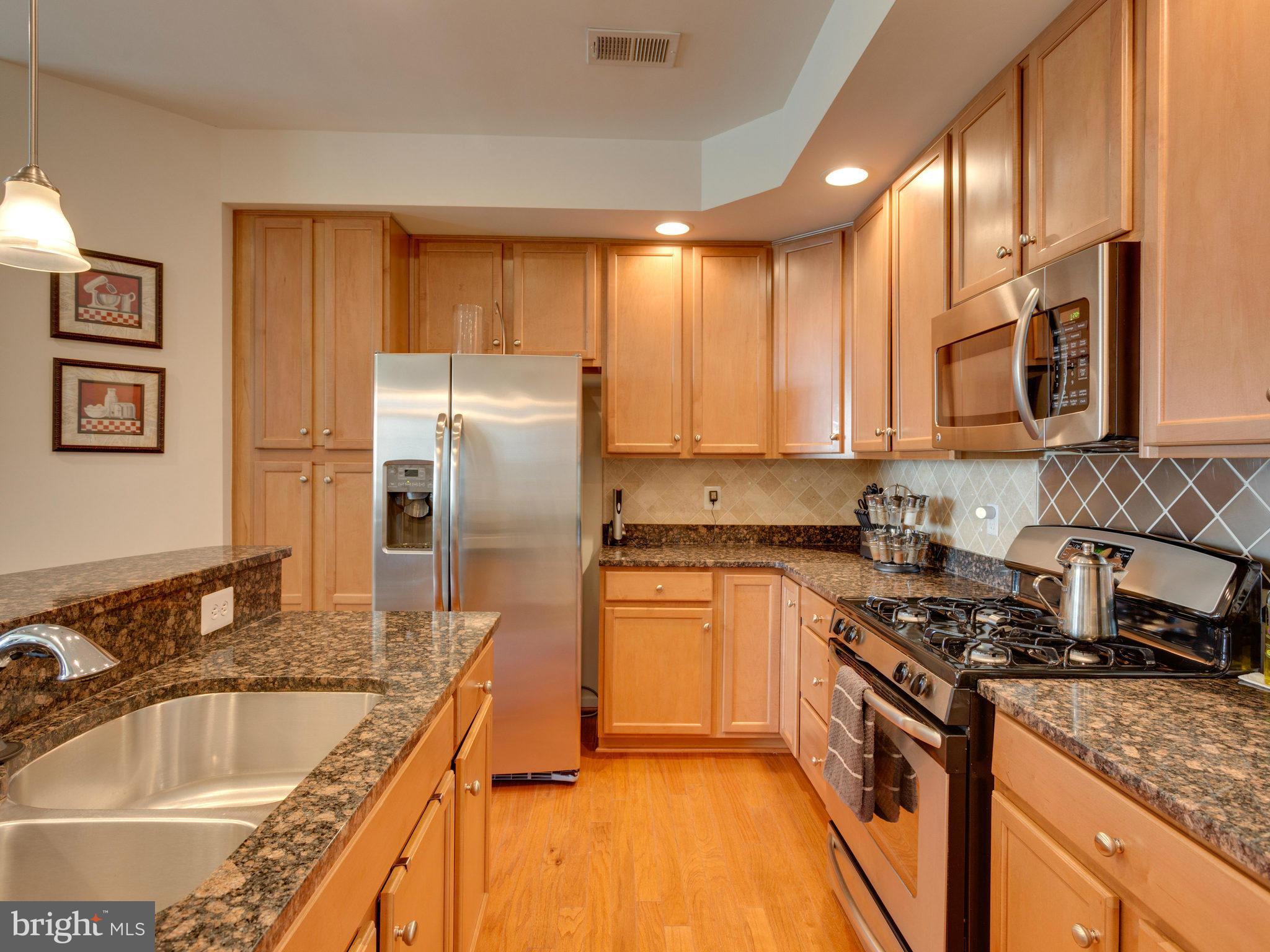 POTOMAC CLUB - Residential