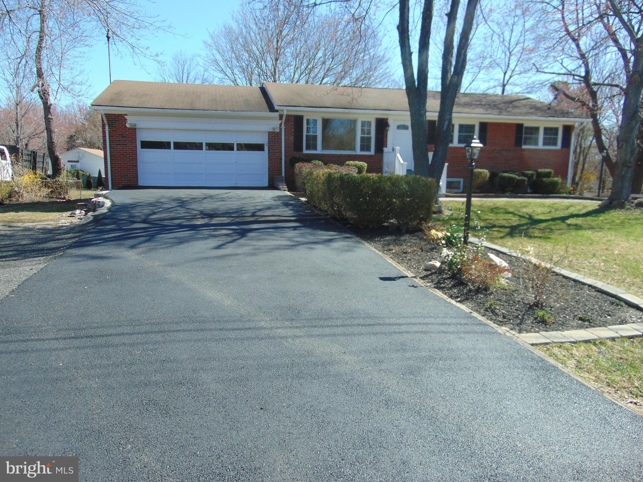 LAKEVIEW ESTATES - Residential