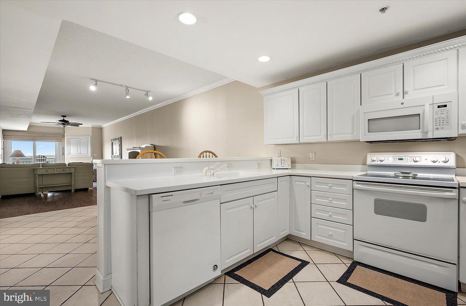 5405 COASTAL HIGHWAY 304