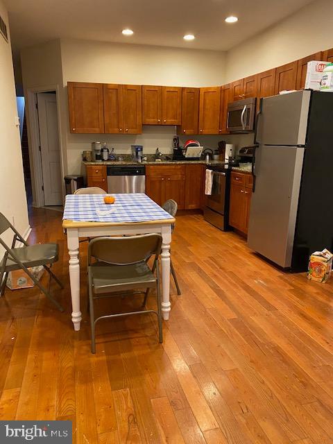 POWELTON VILLAGE - Residential Income