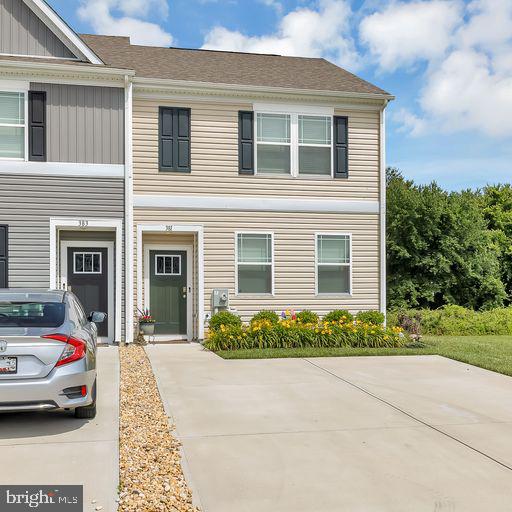 SPRING VILLAGE - Residential