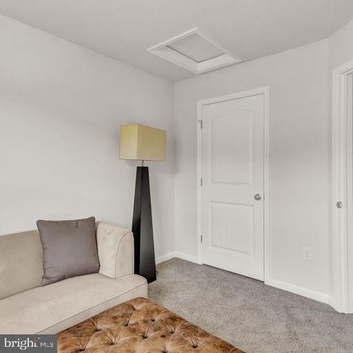 SPRING VILLAGE - Residential