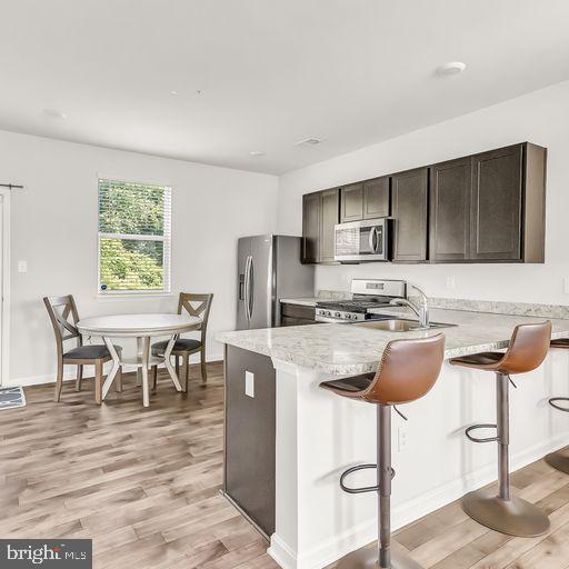 SPRING VILLAGE - Residential