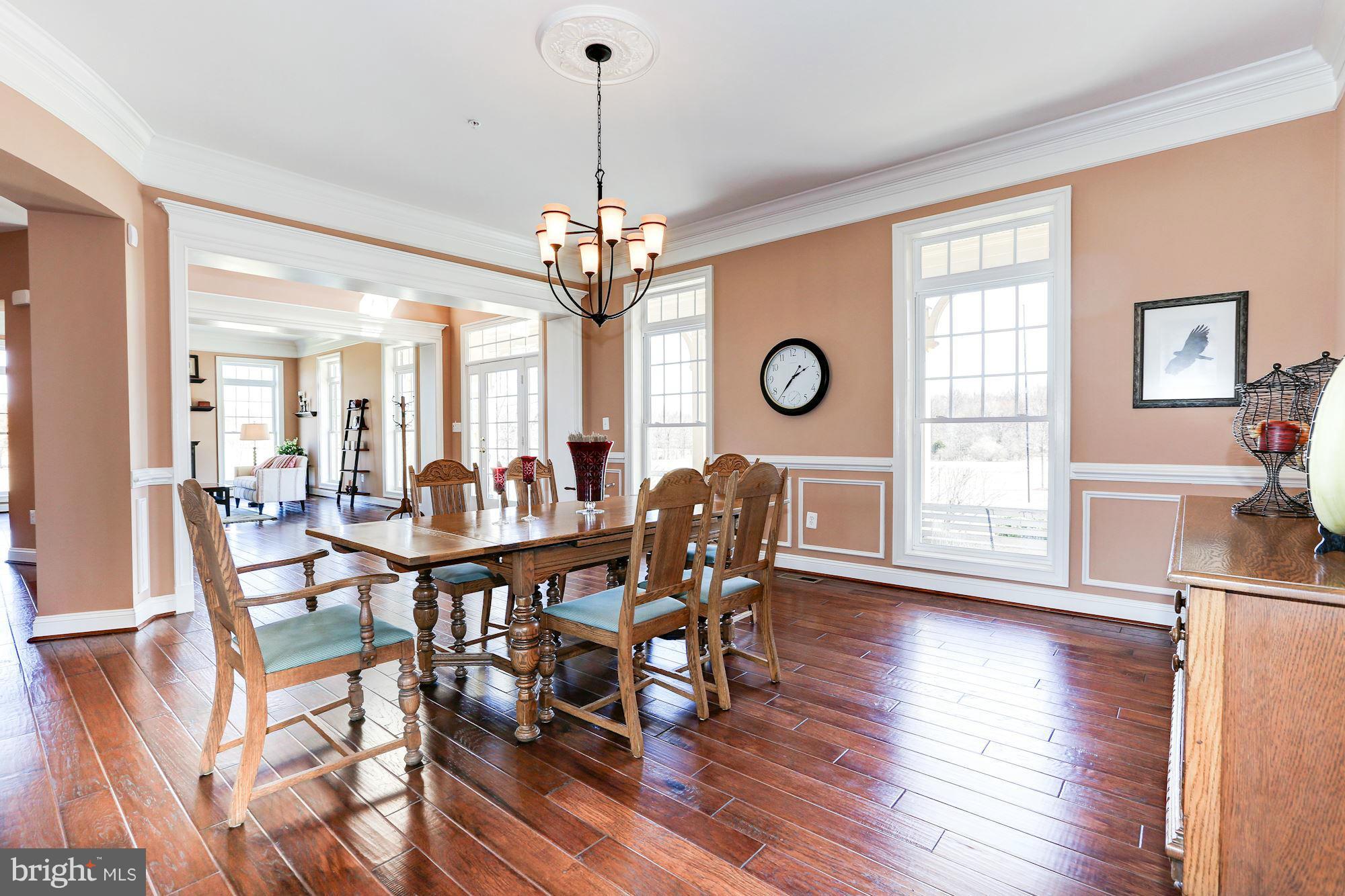 POOLESVILLE - Residential