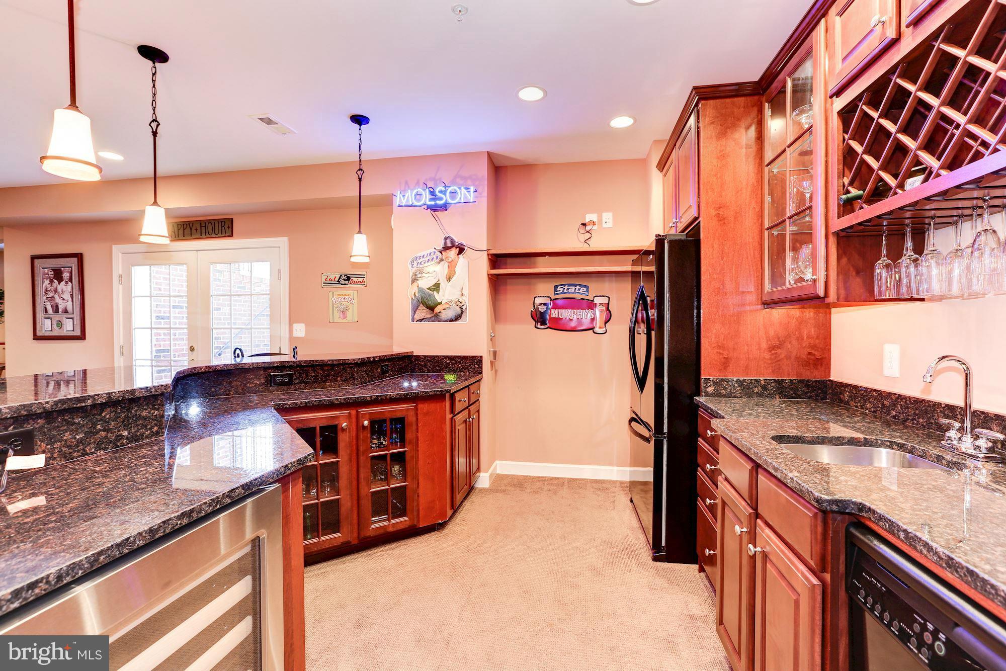 POOLESVILLE - Residential