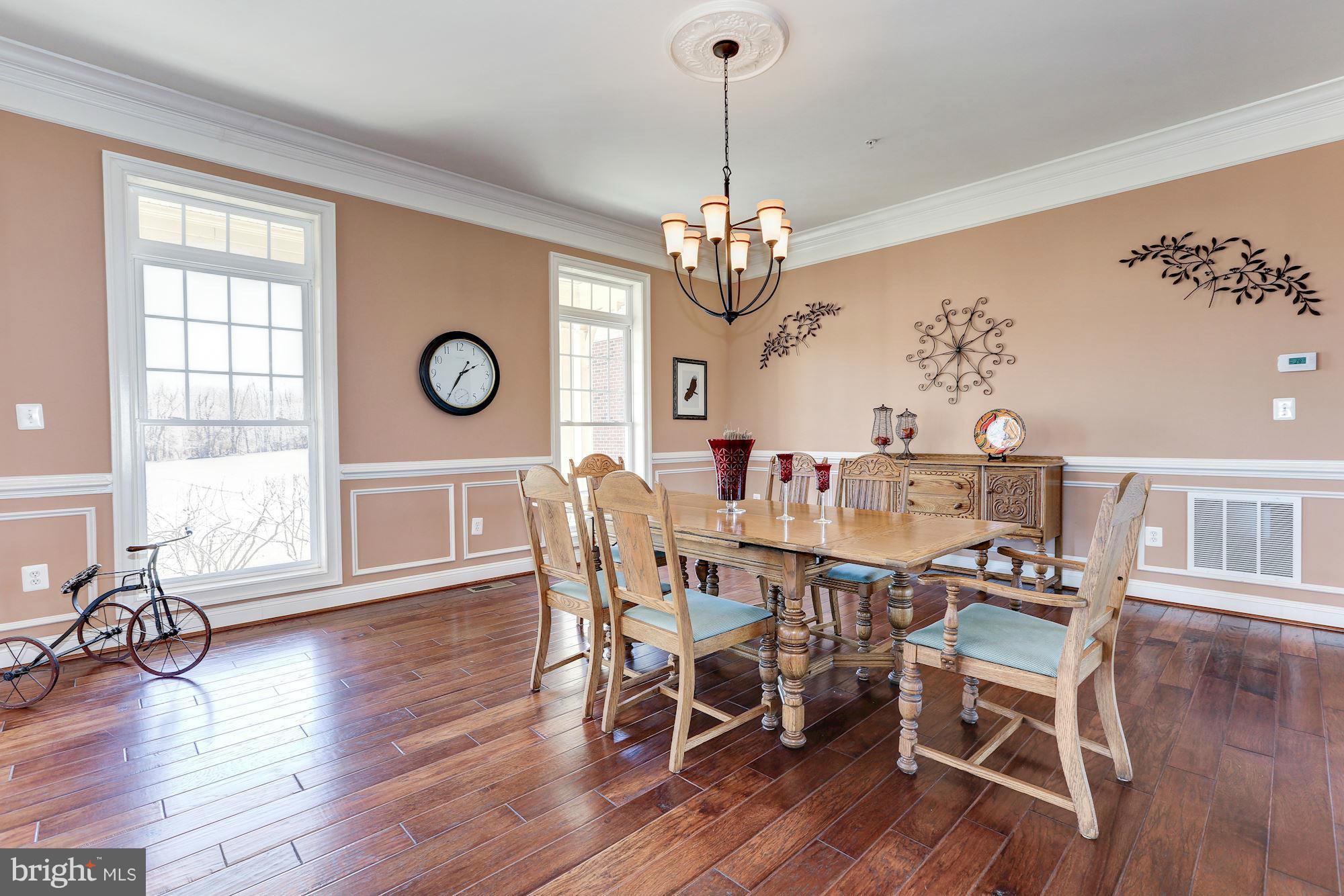 POOLESVILLE - Residential