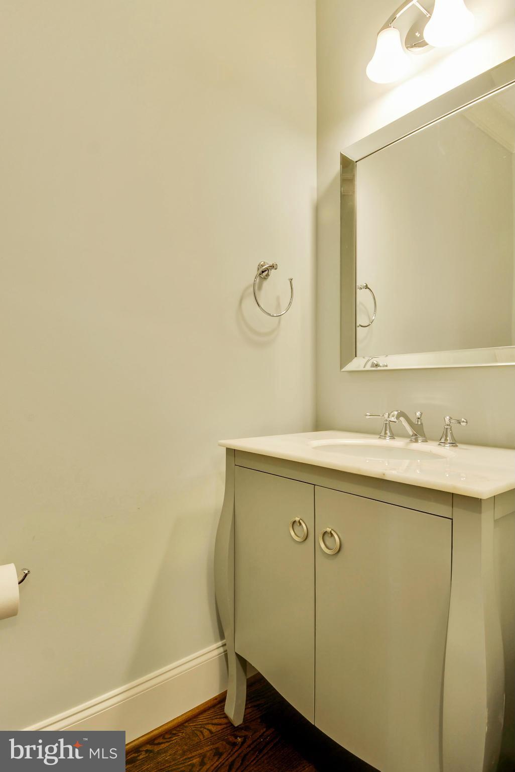 HENDRY ESTATES - Residential