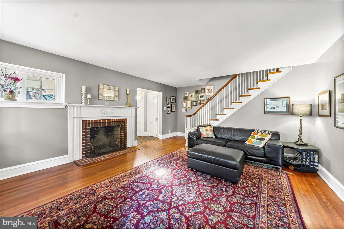 LANSDOWNE - Residential