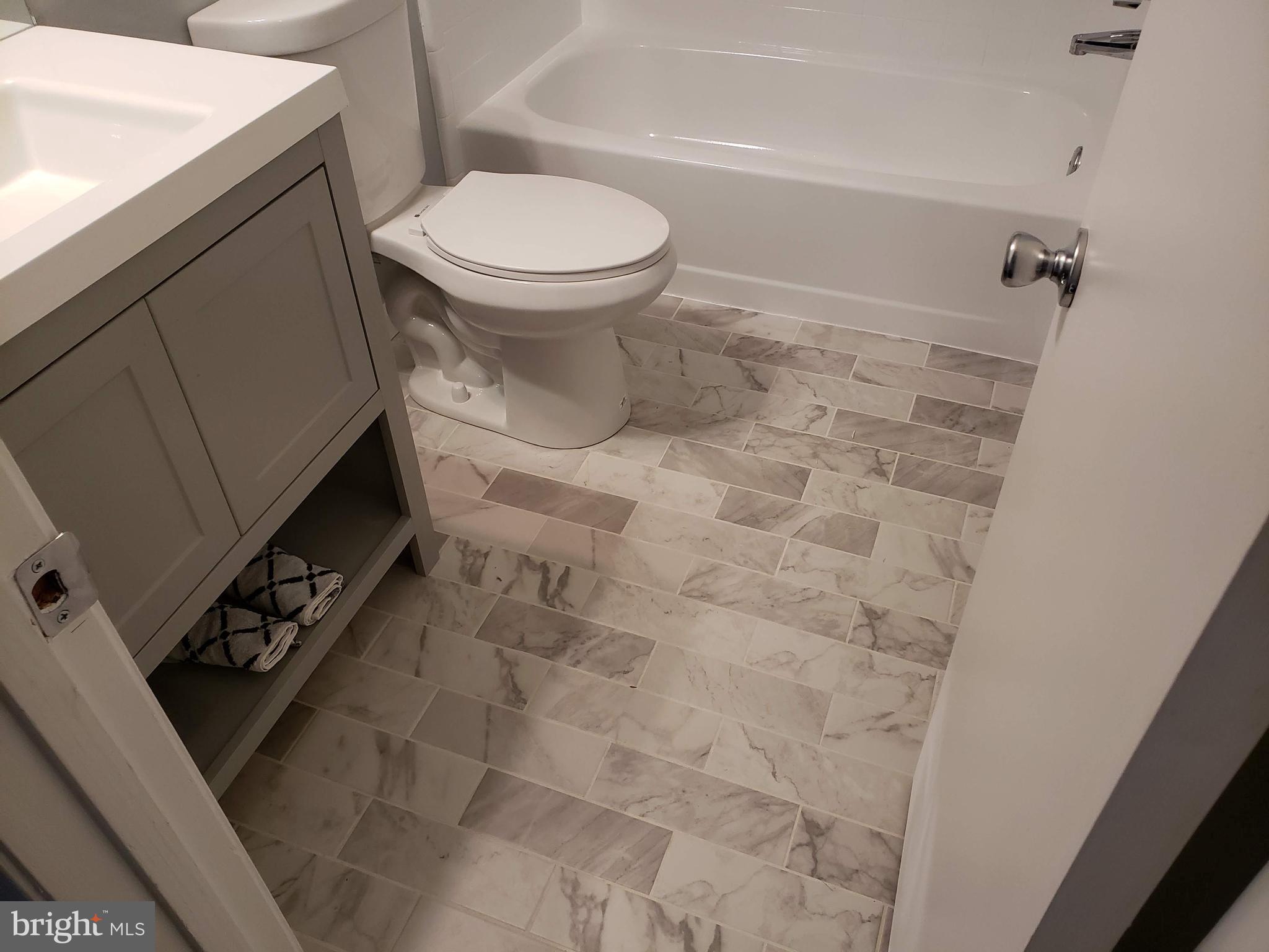 GAITHERSBURG - Residential