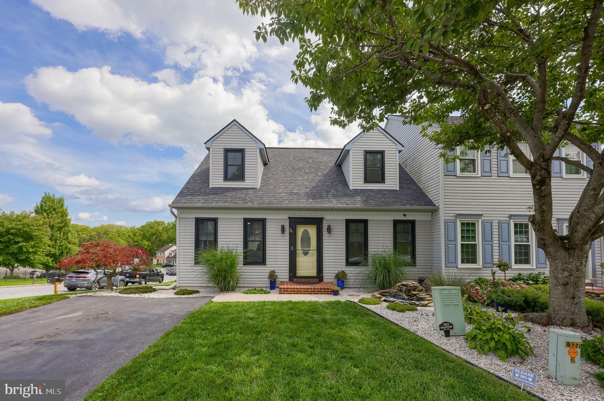 24 KENBRIDGE LANE