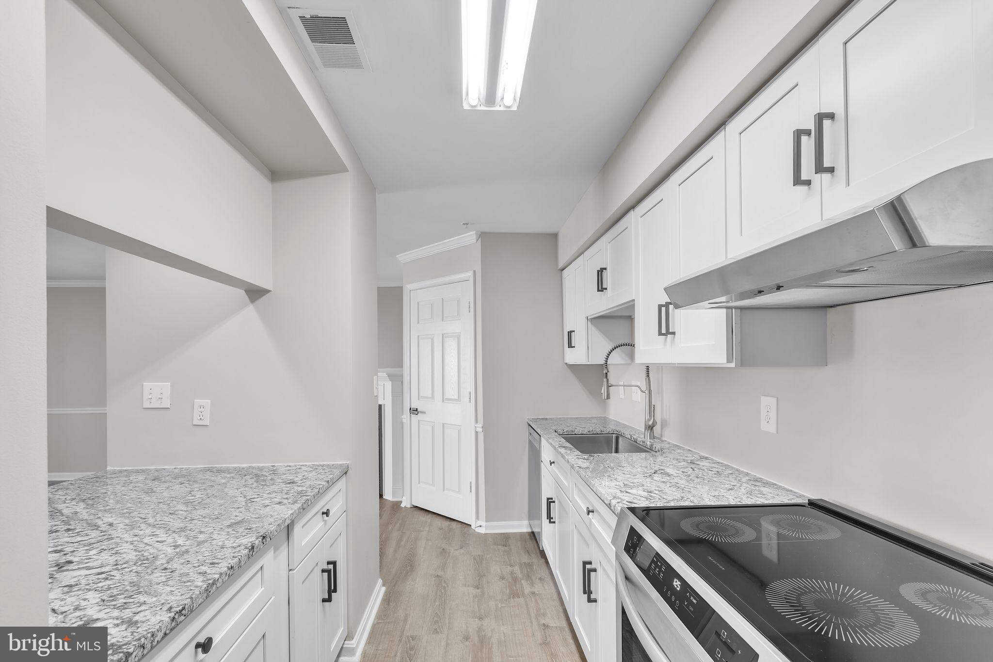 COVINGTON CONDOMINIUMS - Residential