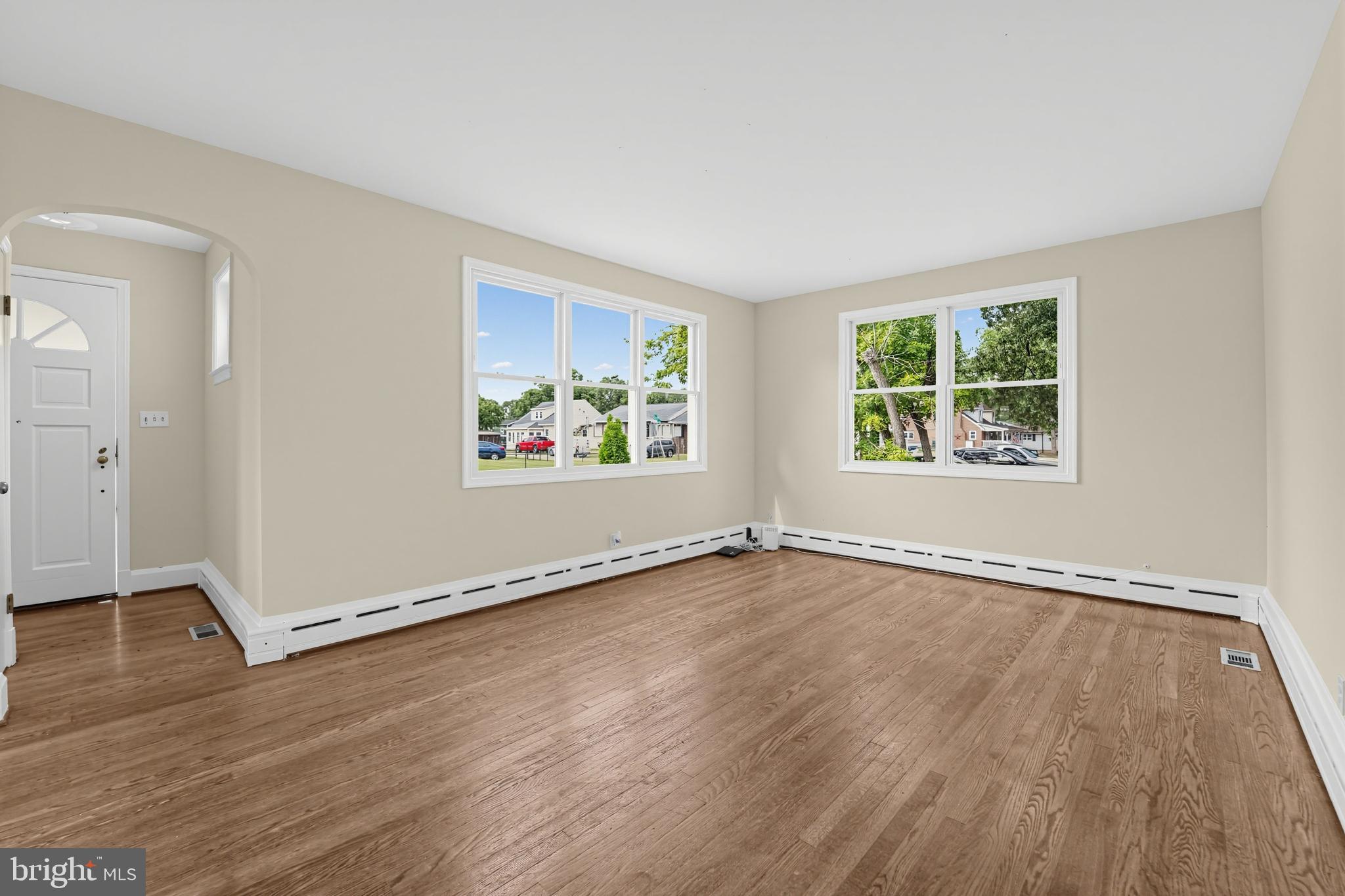204 5TH AVENUE SW
