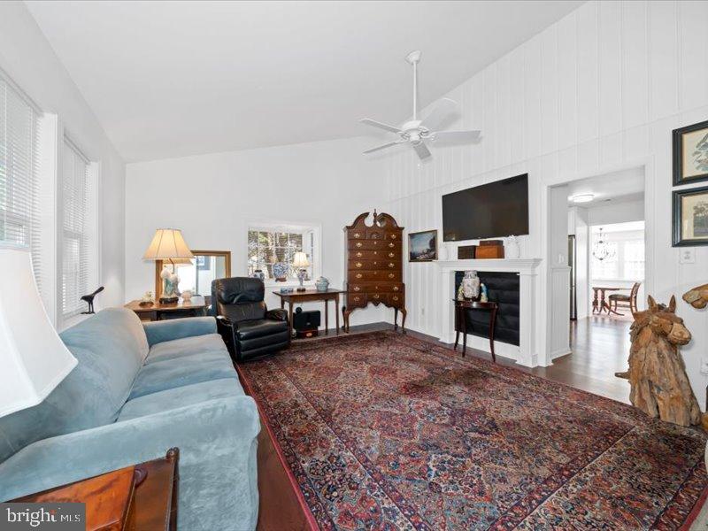 HARMONY WOODS - Residential