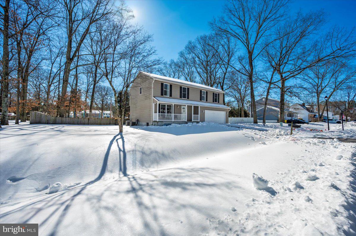 OAK HOLLOW - Residential