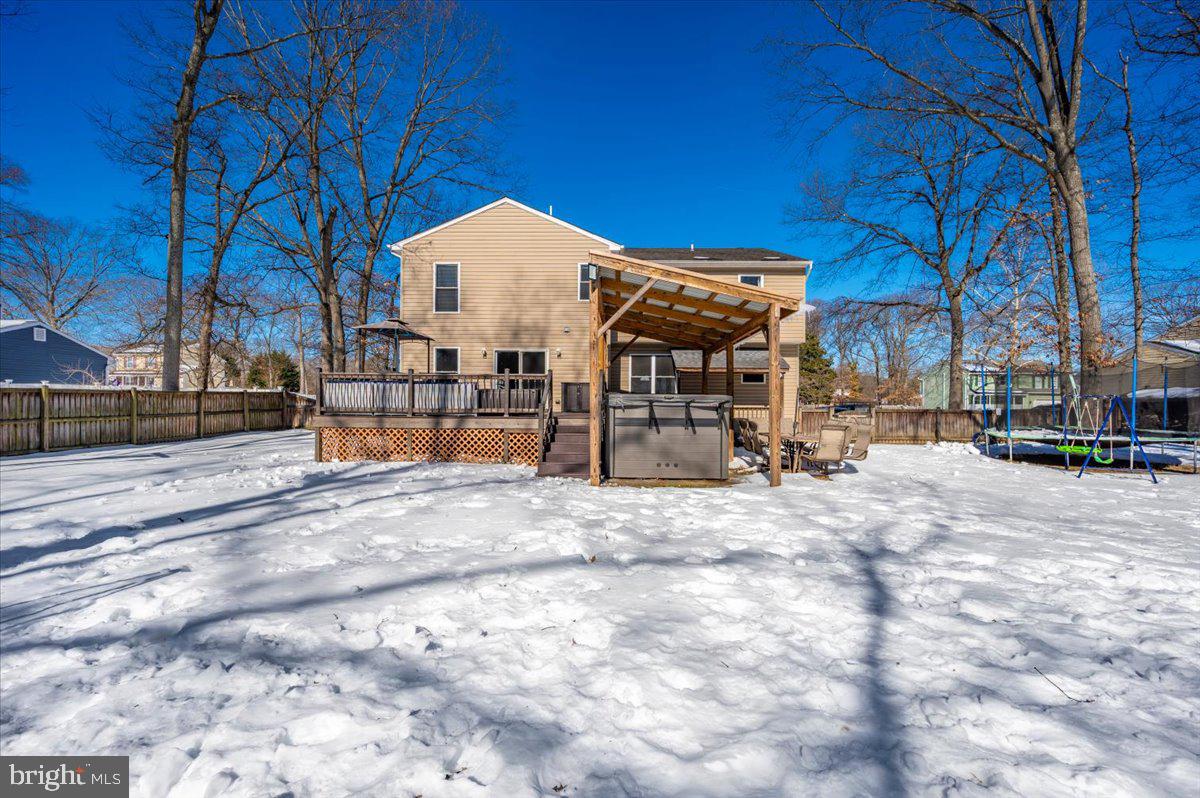 OAK HOLLOW - Residential