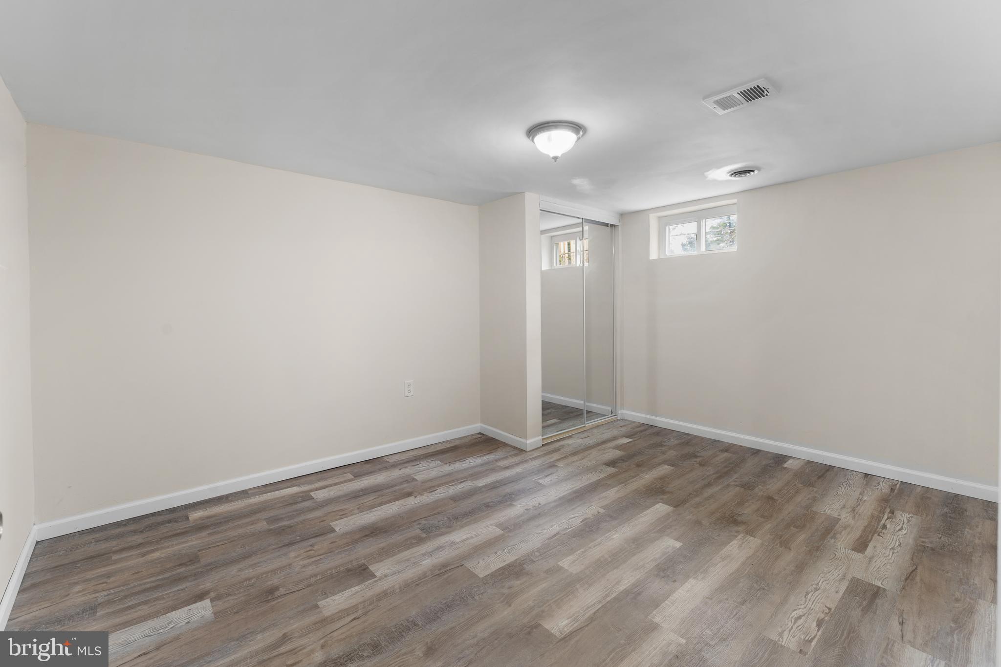 QUEENS CHAPEL MANOR - Residential