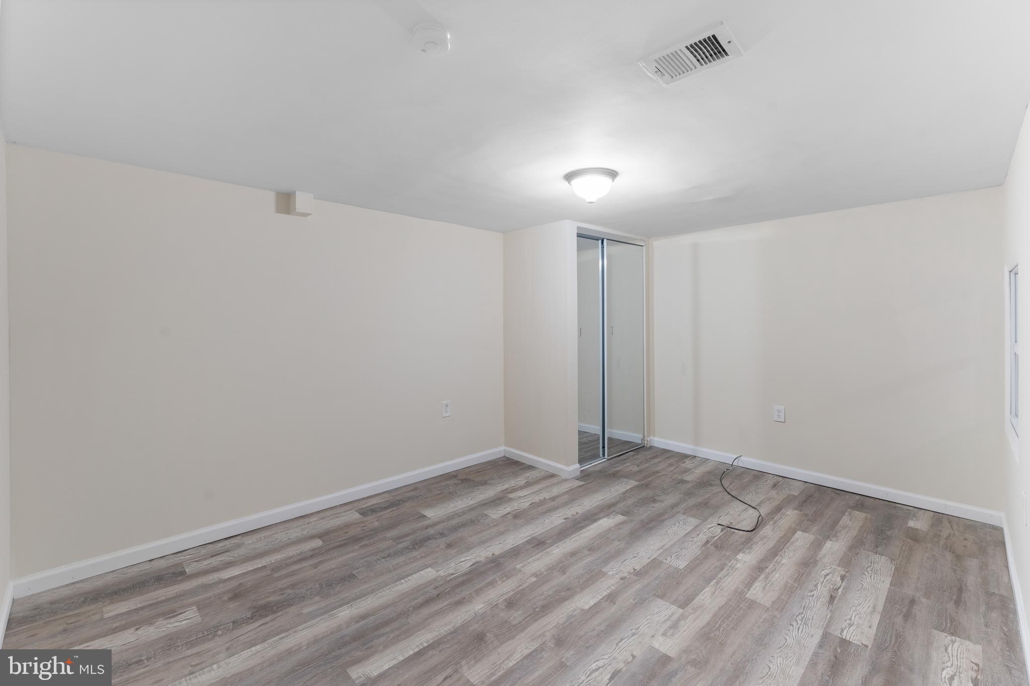 QUEENS CHAPEL MANOR - Residential