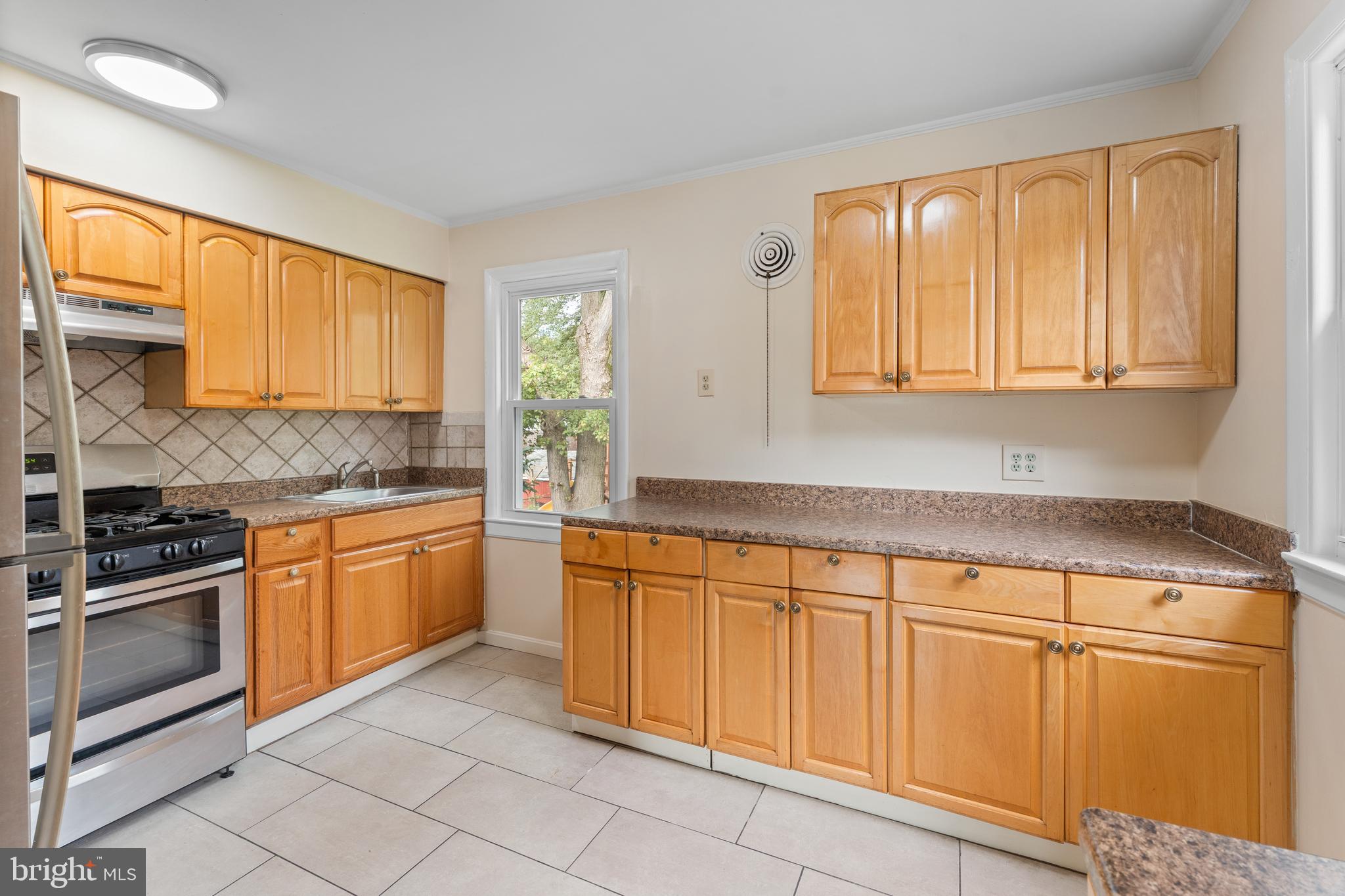 QUEENS CHAPEL MANOR - Residential