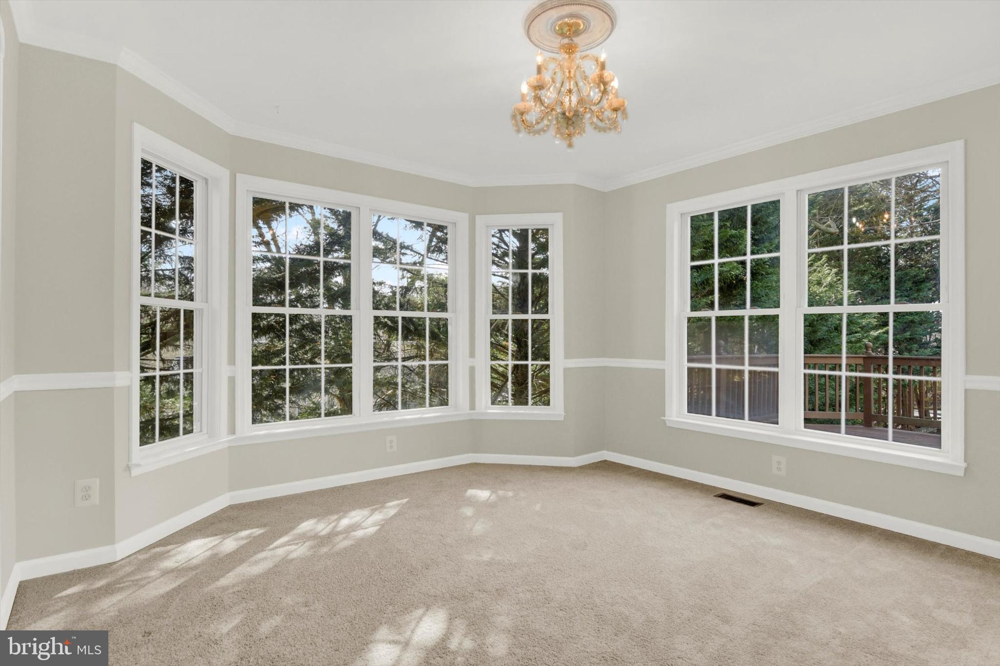 GALES MANOR - Residential