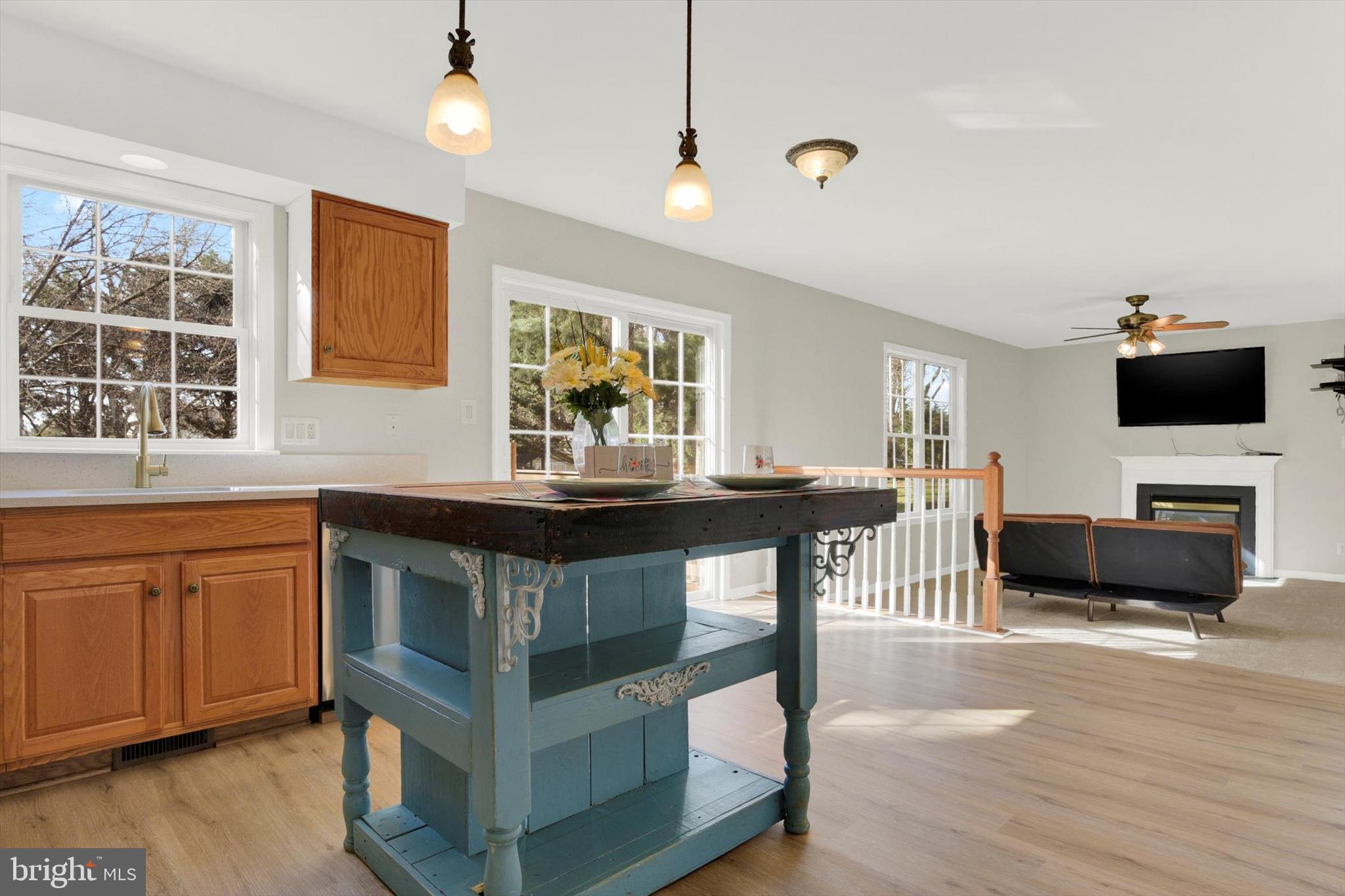 GALES MANOR - Residential