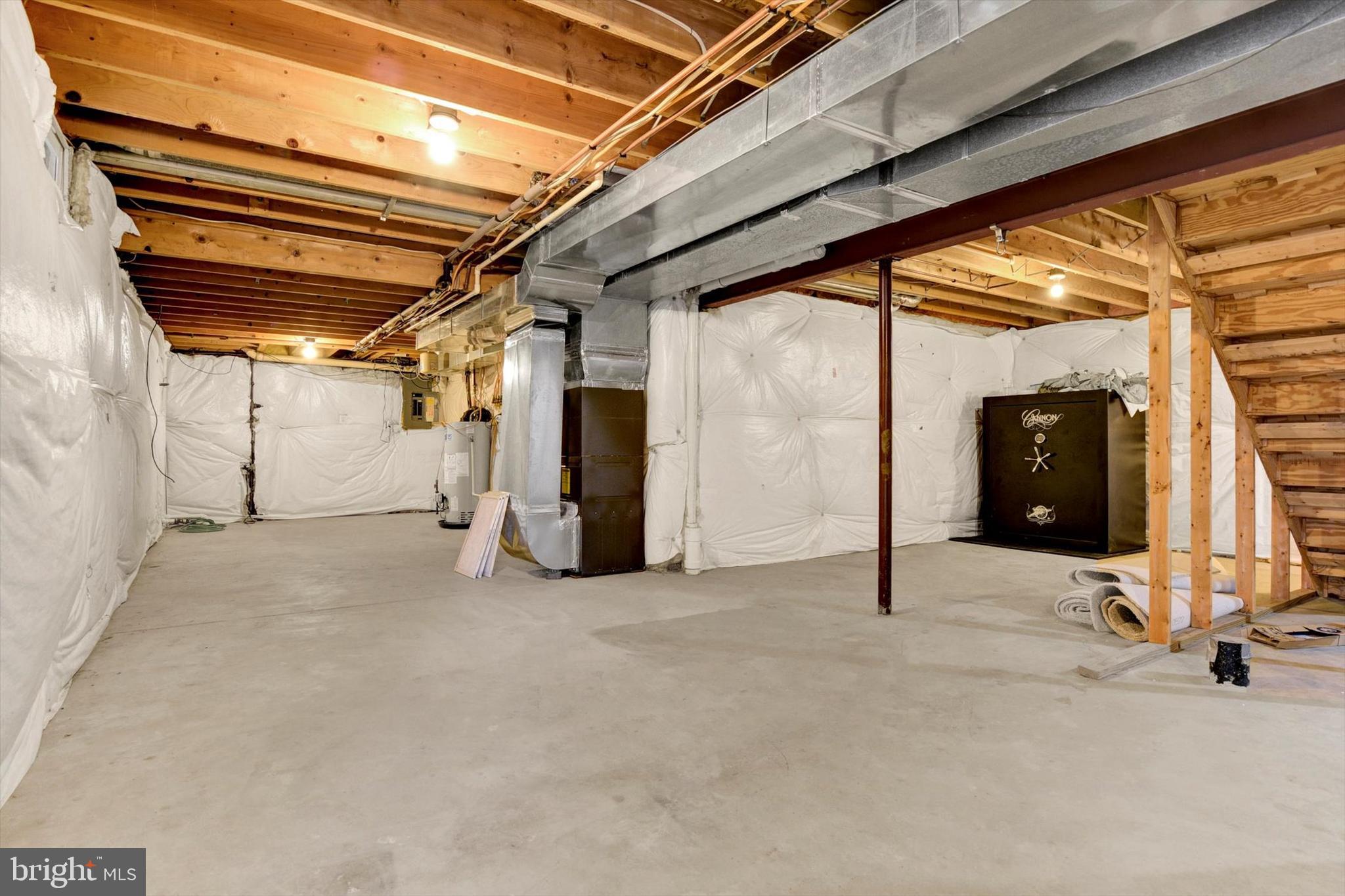 GALES MANOR - Residential