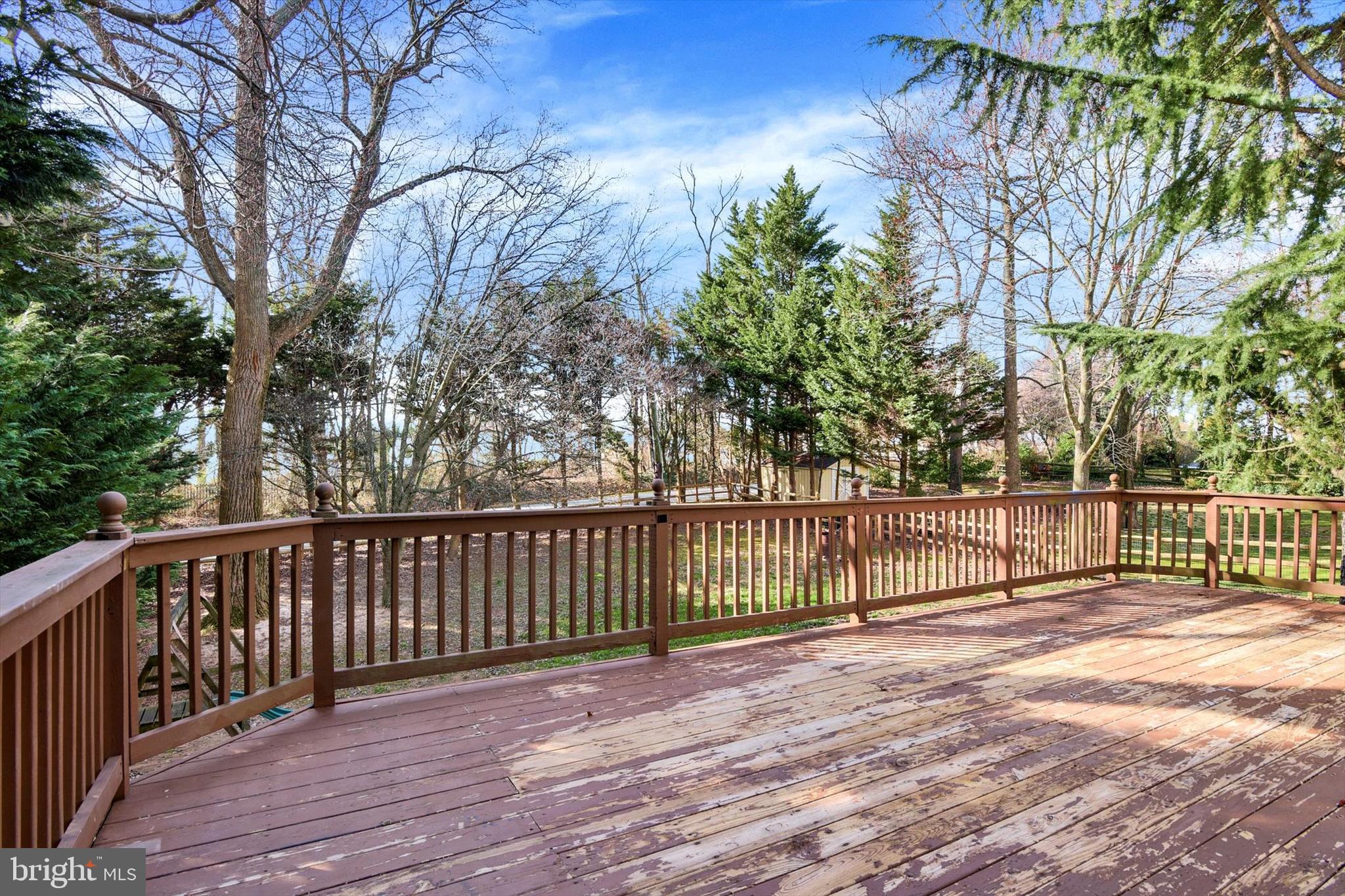 GALES MANOR - Residential