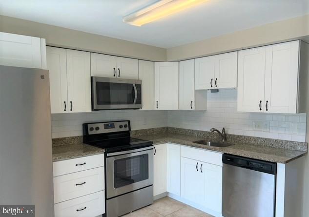 COLONY VILLAGE - Residential