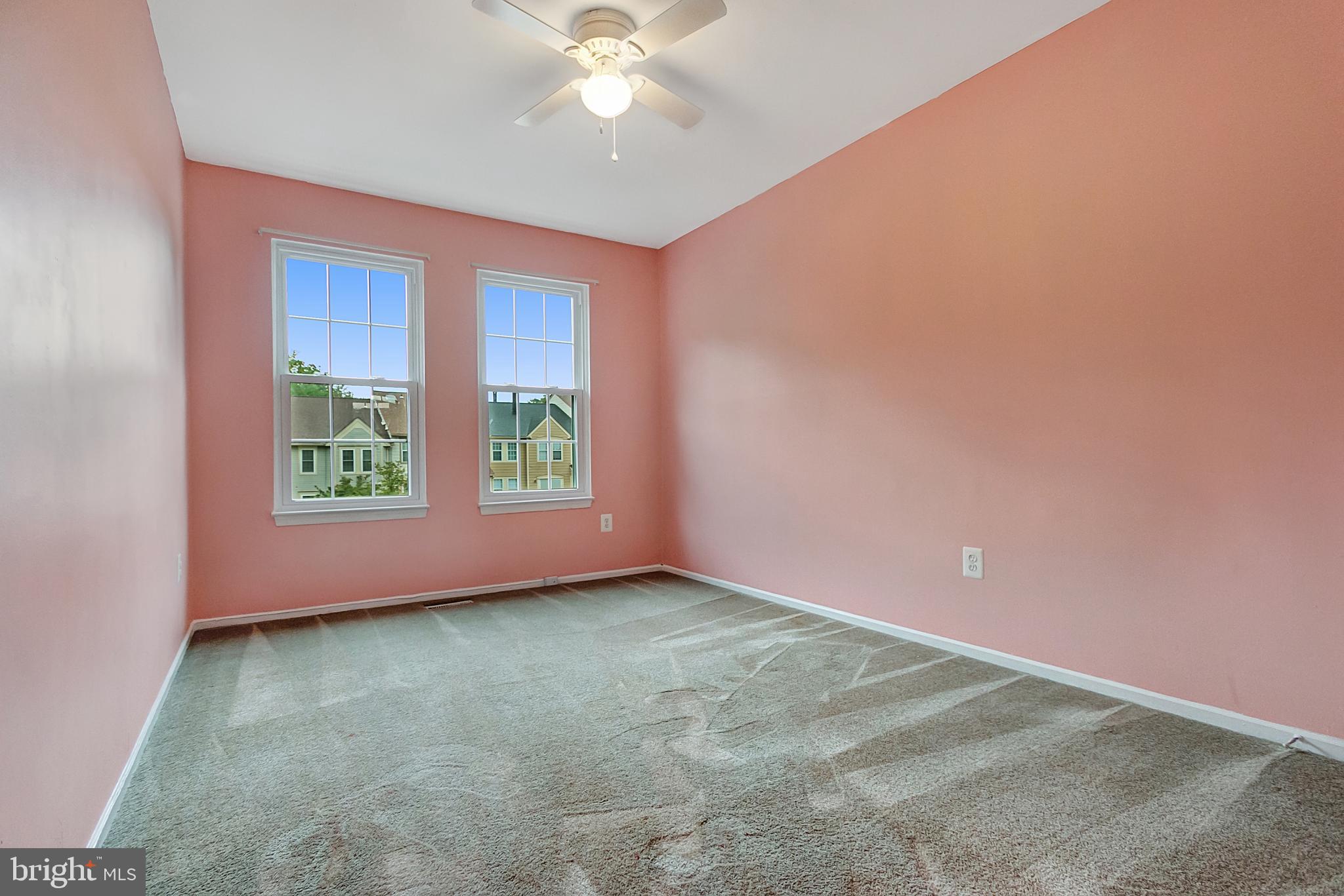 TOWNES OF GLOUCESTER - Residential Lease