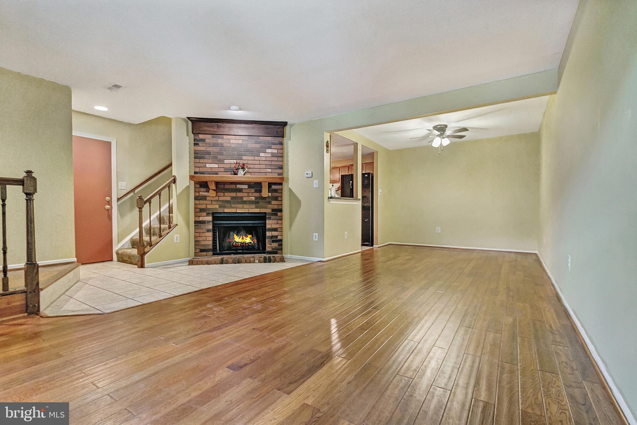 TOWNES OF GLOUCESTER - Residential Lease