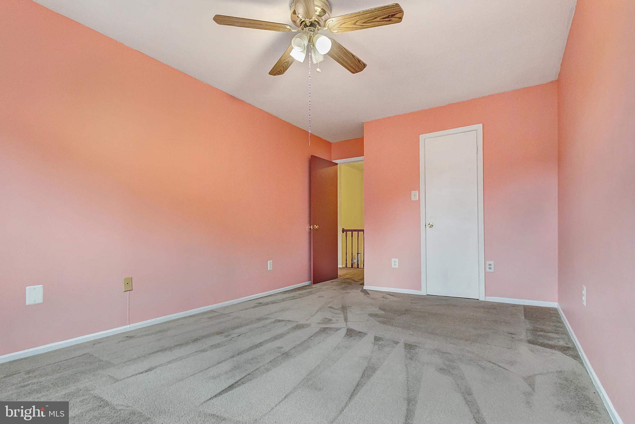 TOWNES OF GLOUCESTER - Residential Lease