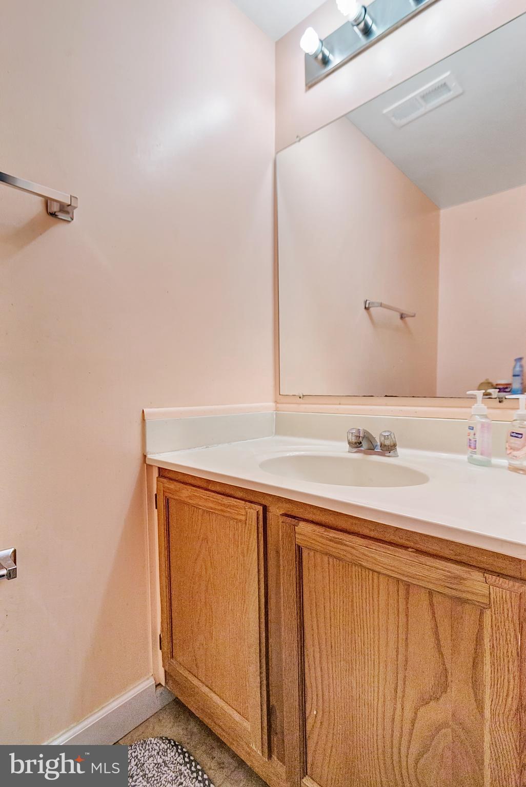 TOWNES OF GLOUCESTER - Residential Lease