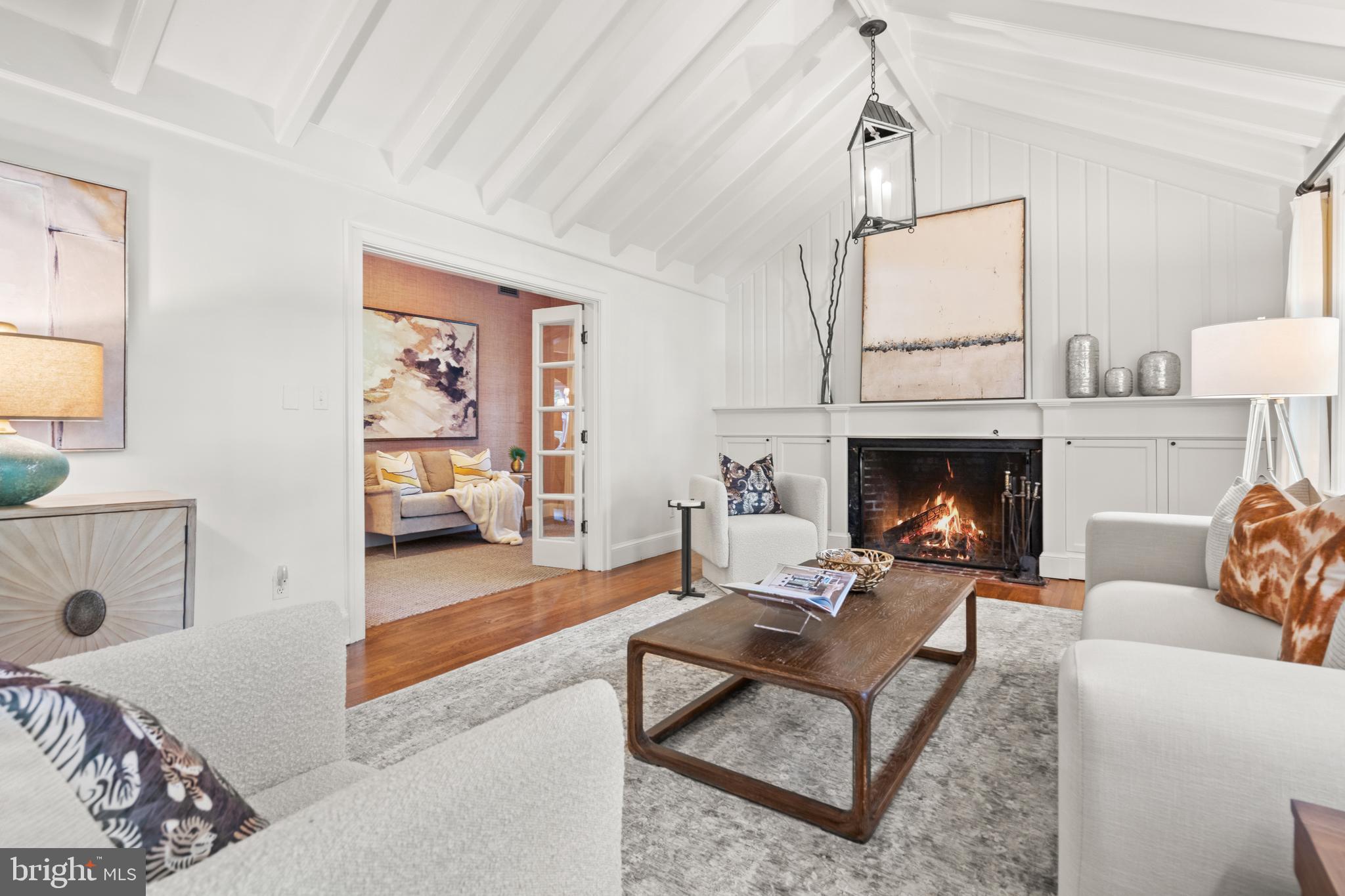 SOMERSET - Residential