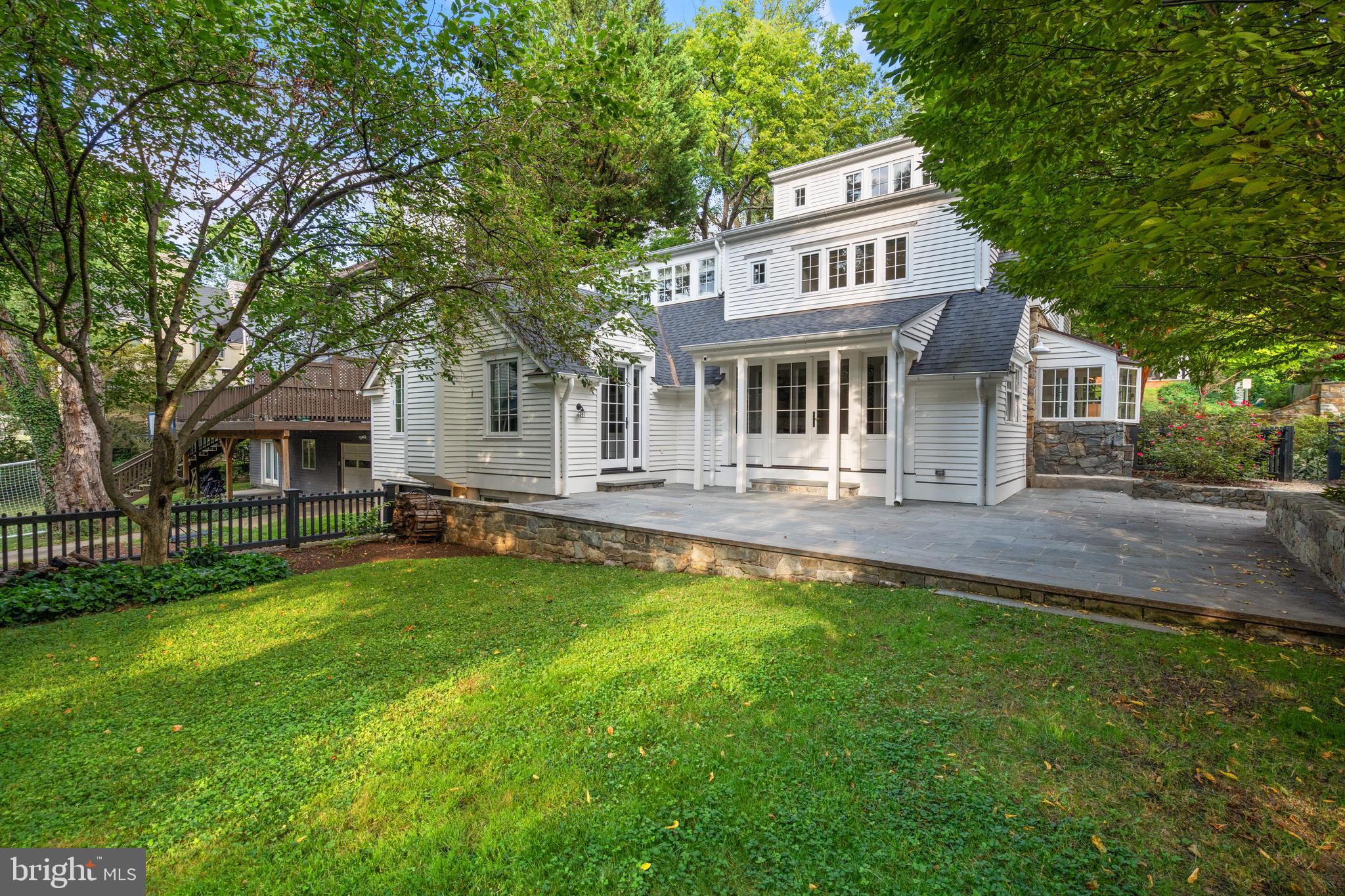 SOMERSET - Residential