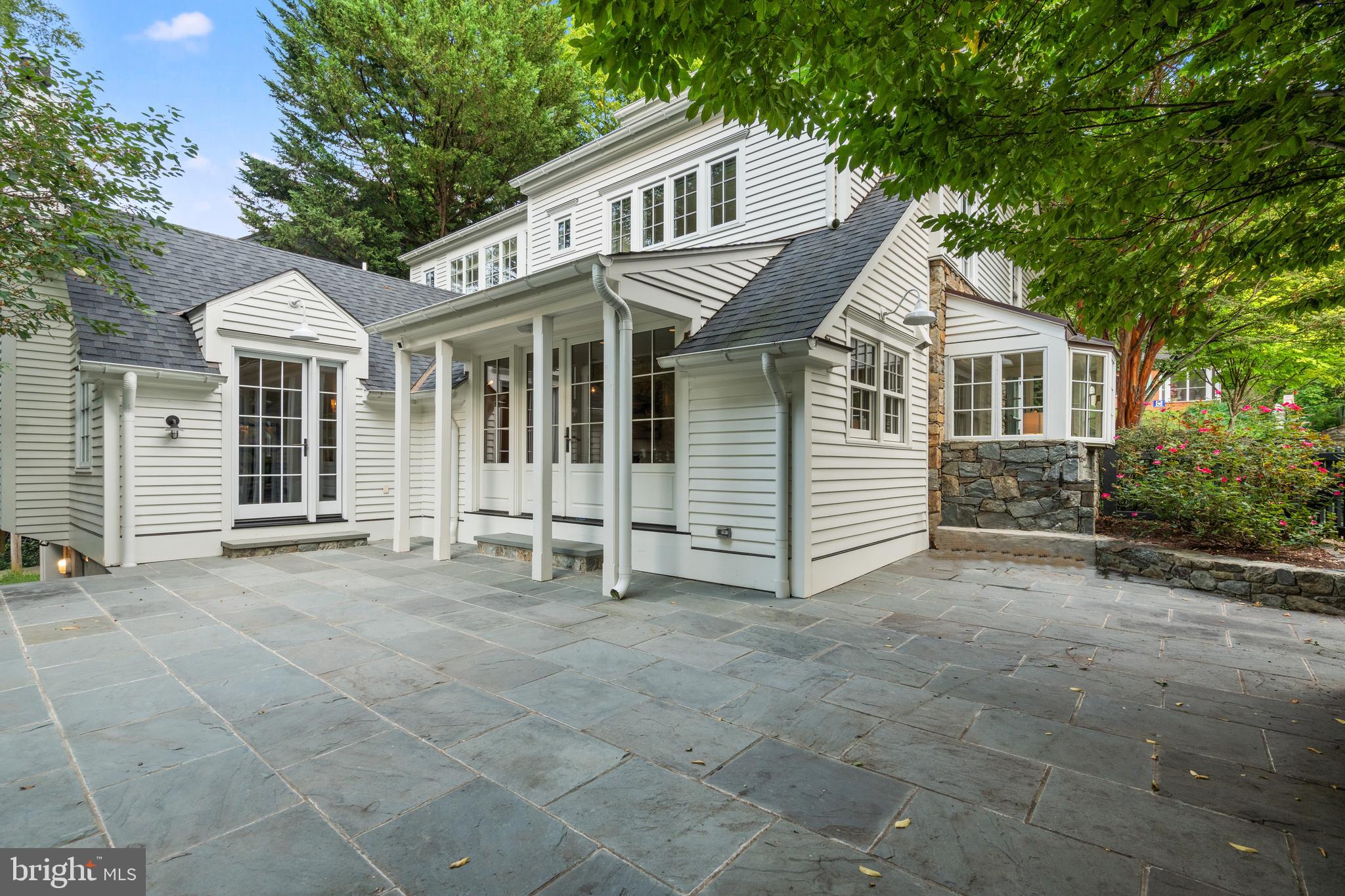 SOMERSET - Residential