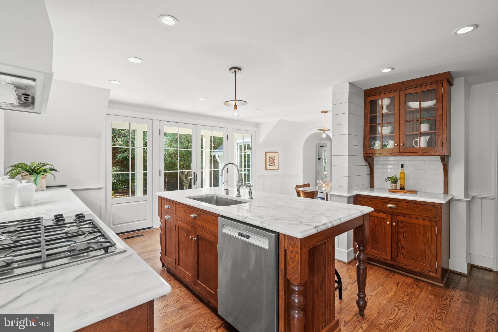 SOMERSET - Residential