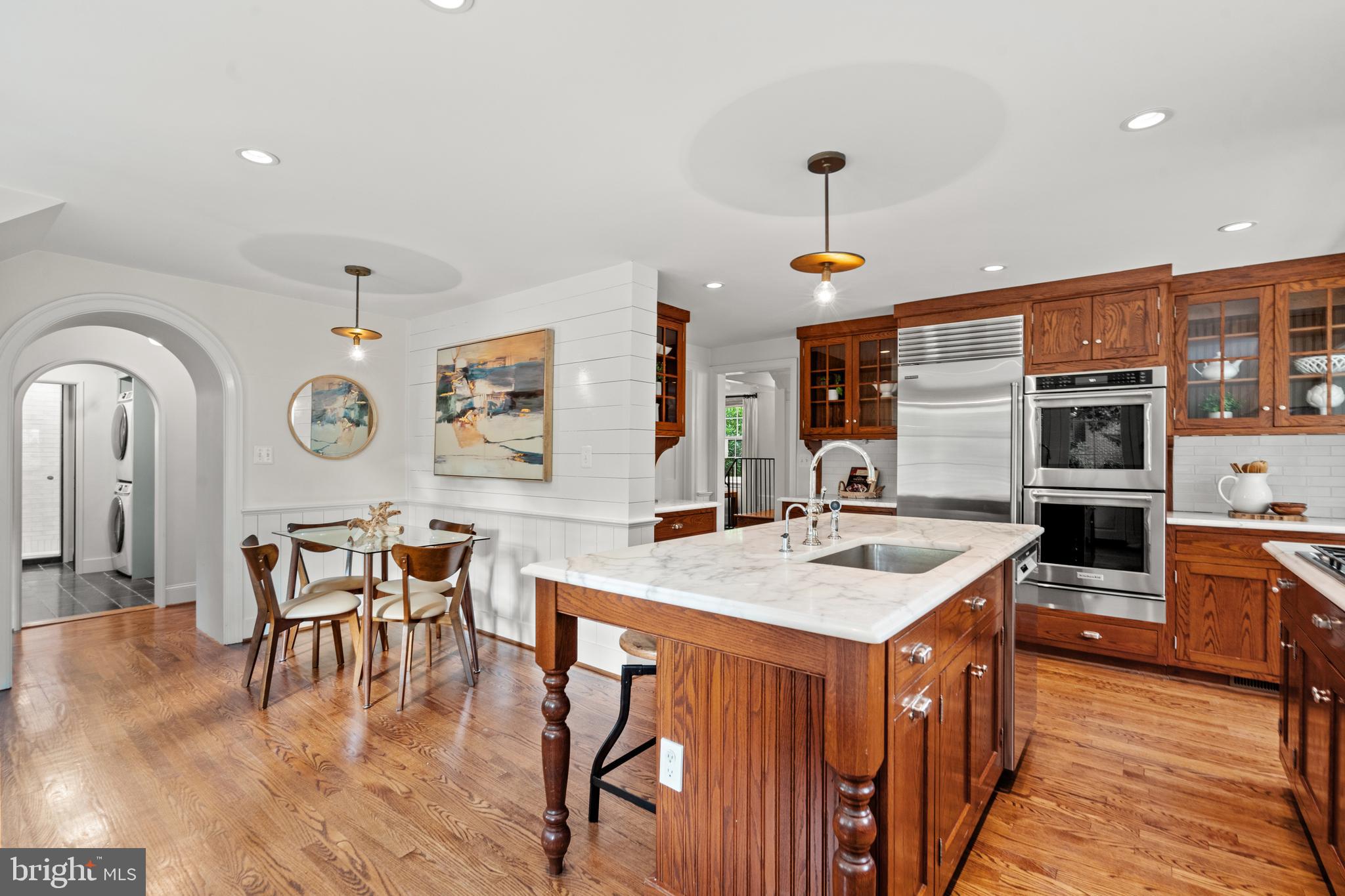 SOMERSET - Residential