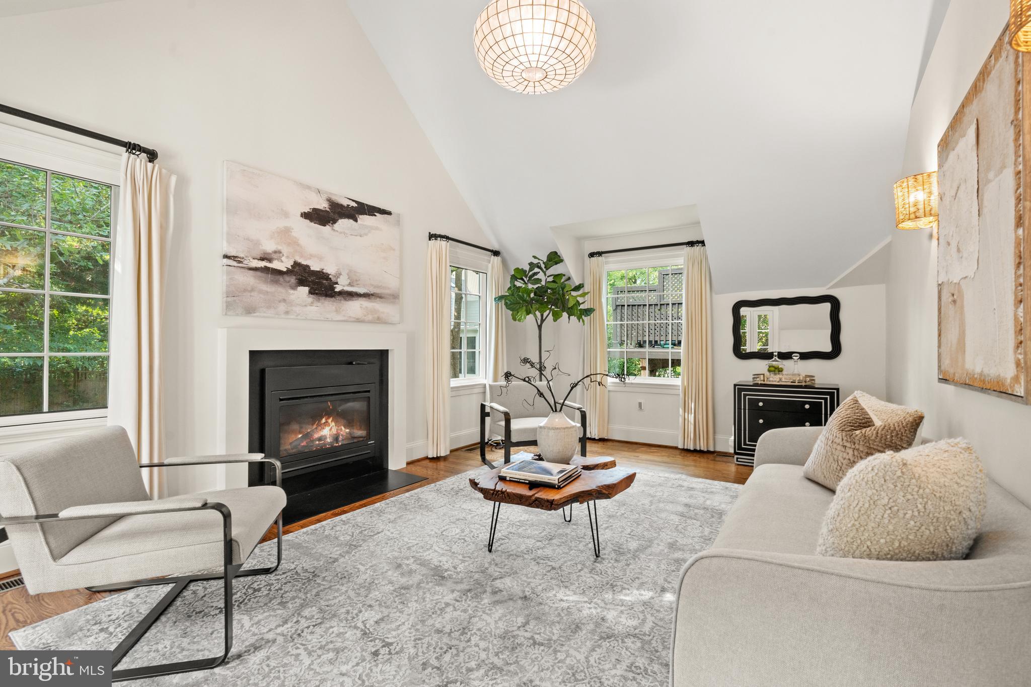 SOMERSET - Residential