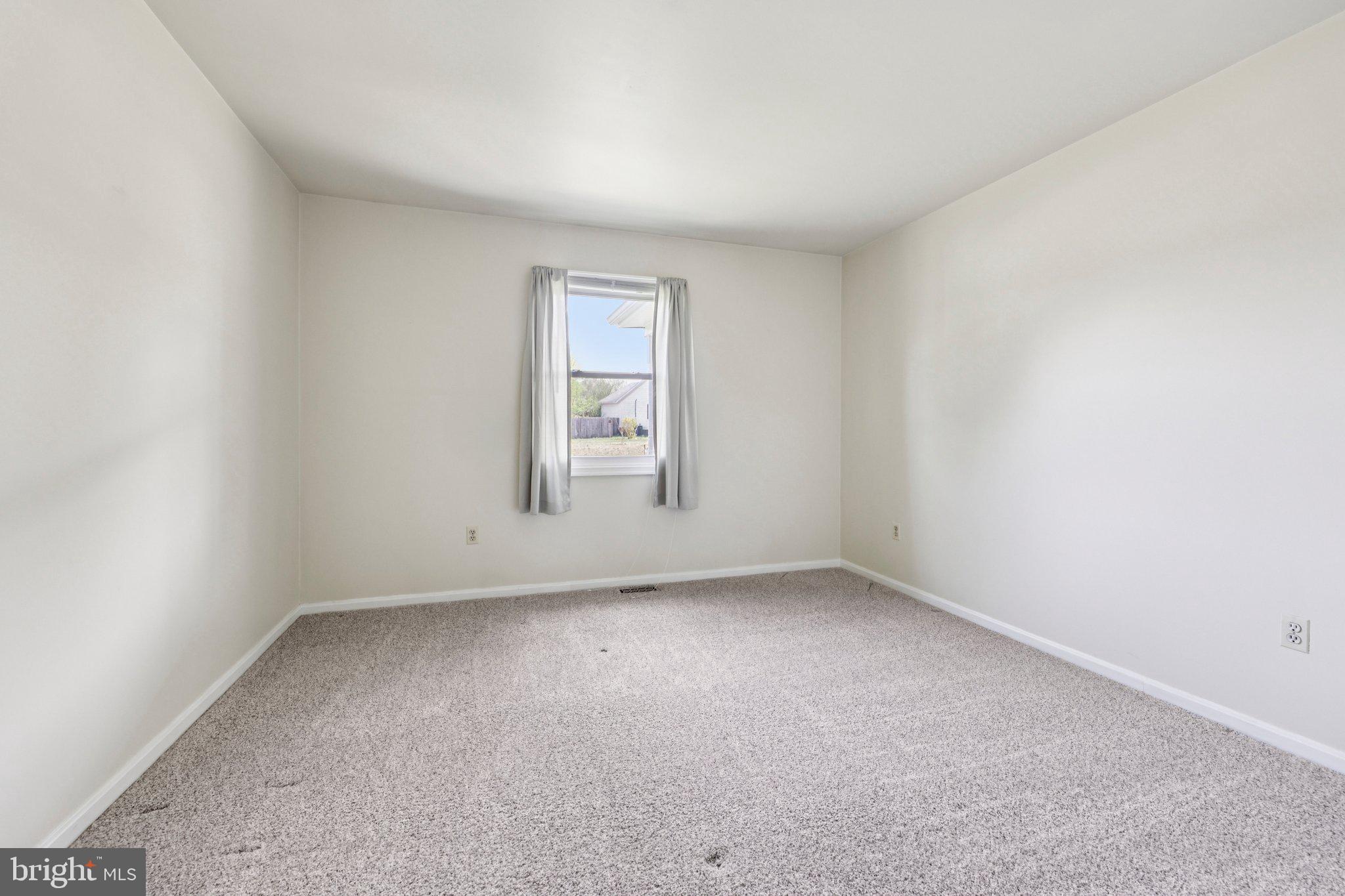 GRANTWOOD ACRES - Residential