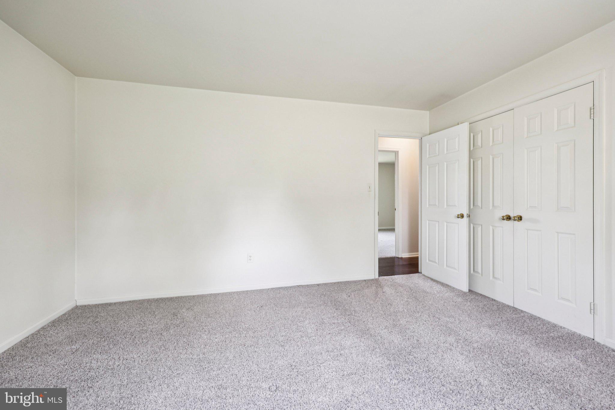 GRANTWOOD ACRES - Residential