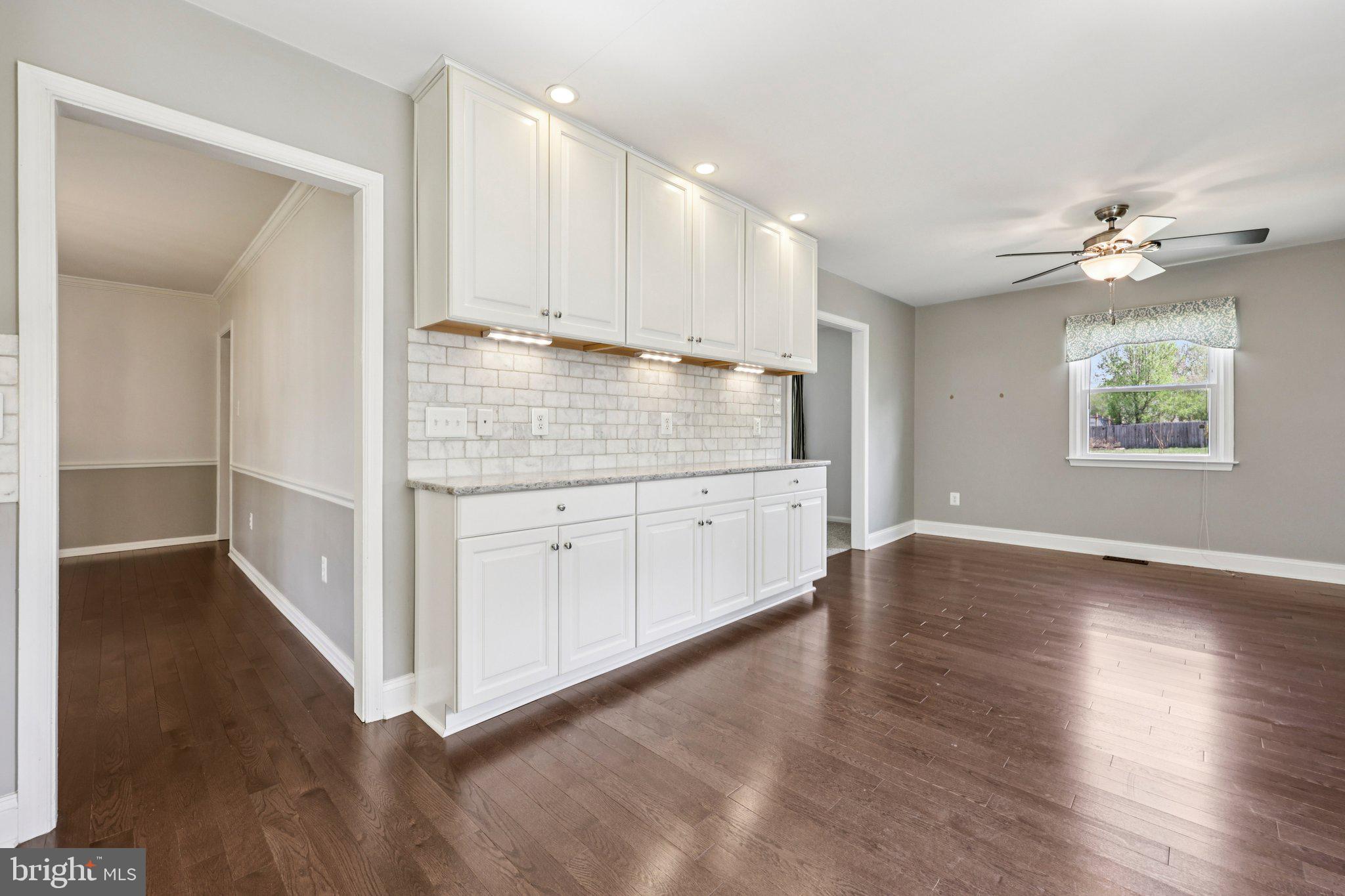 GRANTWOOD ACRES - Residential