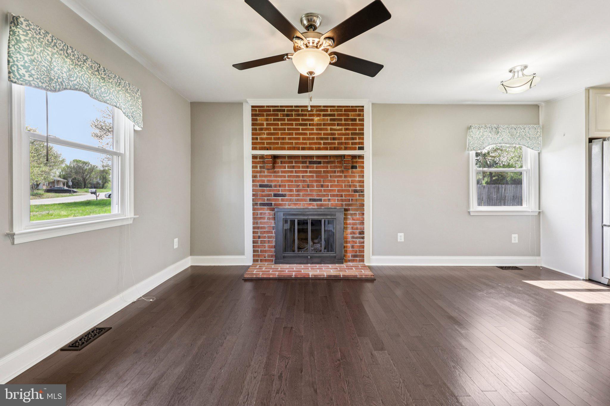 GRANTWOOD ACRES - Residential