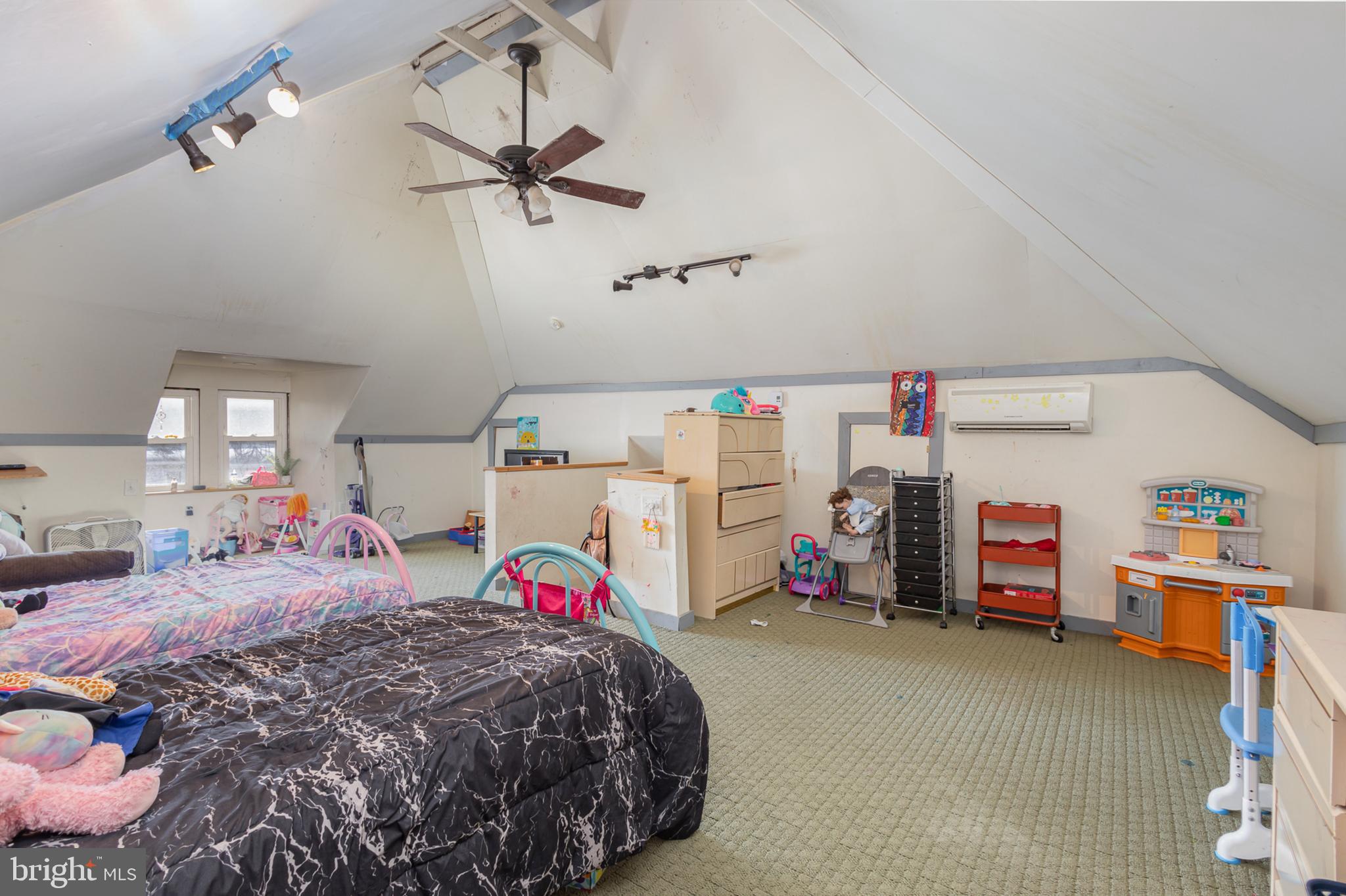 PALMYRA BOROUGH - Residential