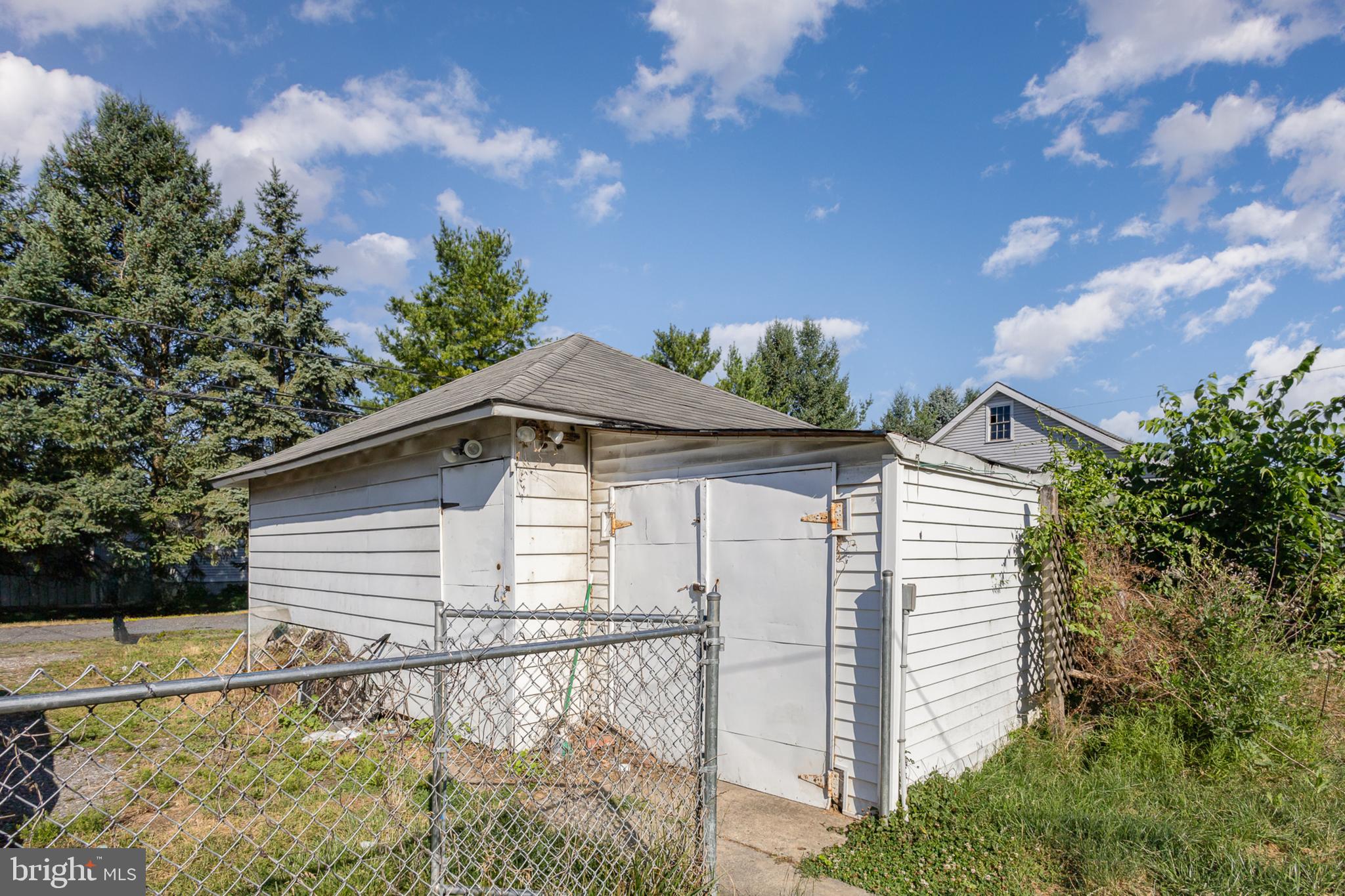 PALMYRA BOROUGH - Residential