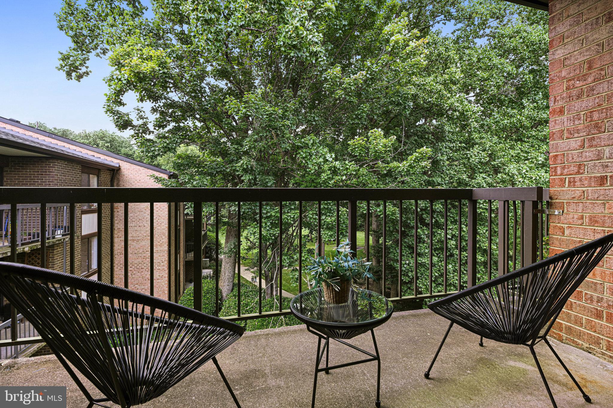 HAWTHORNE VILLAGE - Residential