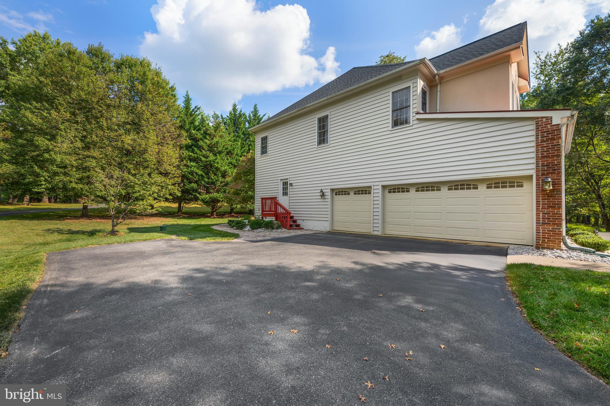 RESERVE AT VISTA RIDGE - Residential