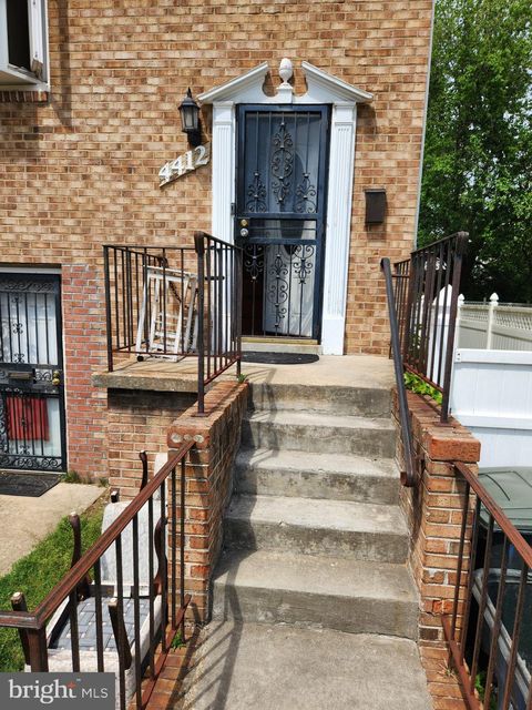 4412 NE LEE STREET NE WASHINGTON DC 20019