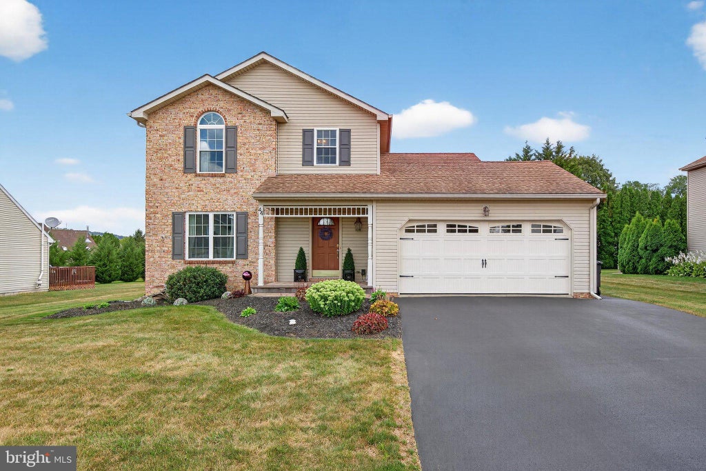 Photo of 44 Sunrise Circle, DENVER, PA 17517 (MLS # PALA2091022)