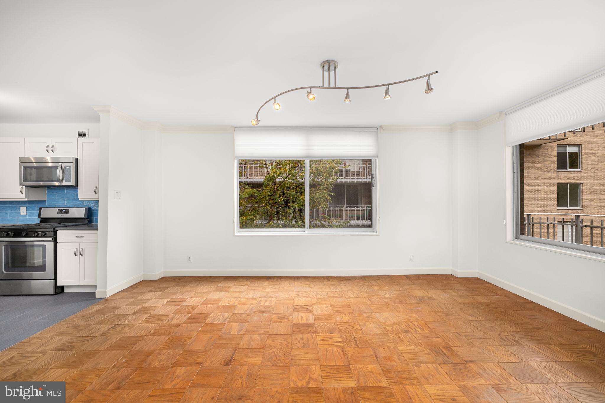 4100 CATHEDRAL AVENUE NW 712