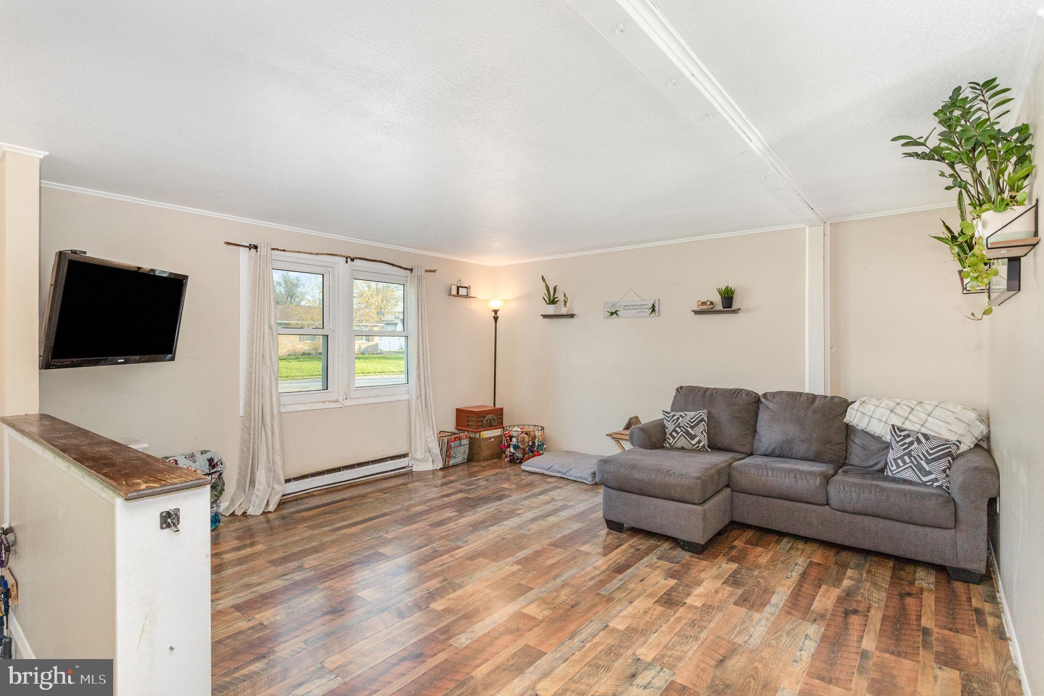 3417 FOX RIDGE COURT